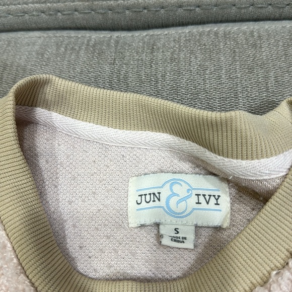 Pink Fluffy/Sherpa Shorts & Sweater Set - Picture 5 of 10